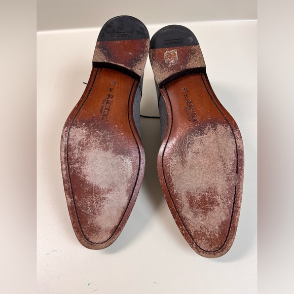 A.Testoni size 11.5 grey derbies. Amazing shape and very hard to find! - Picture 3 of 4